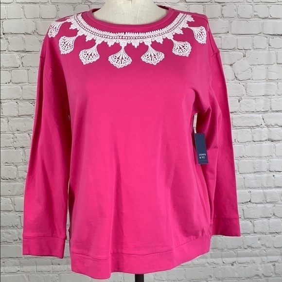 crown & ivy Sweaters - CROWN & Ivy Curvy Pink Sweater Scalloped Size 1X